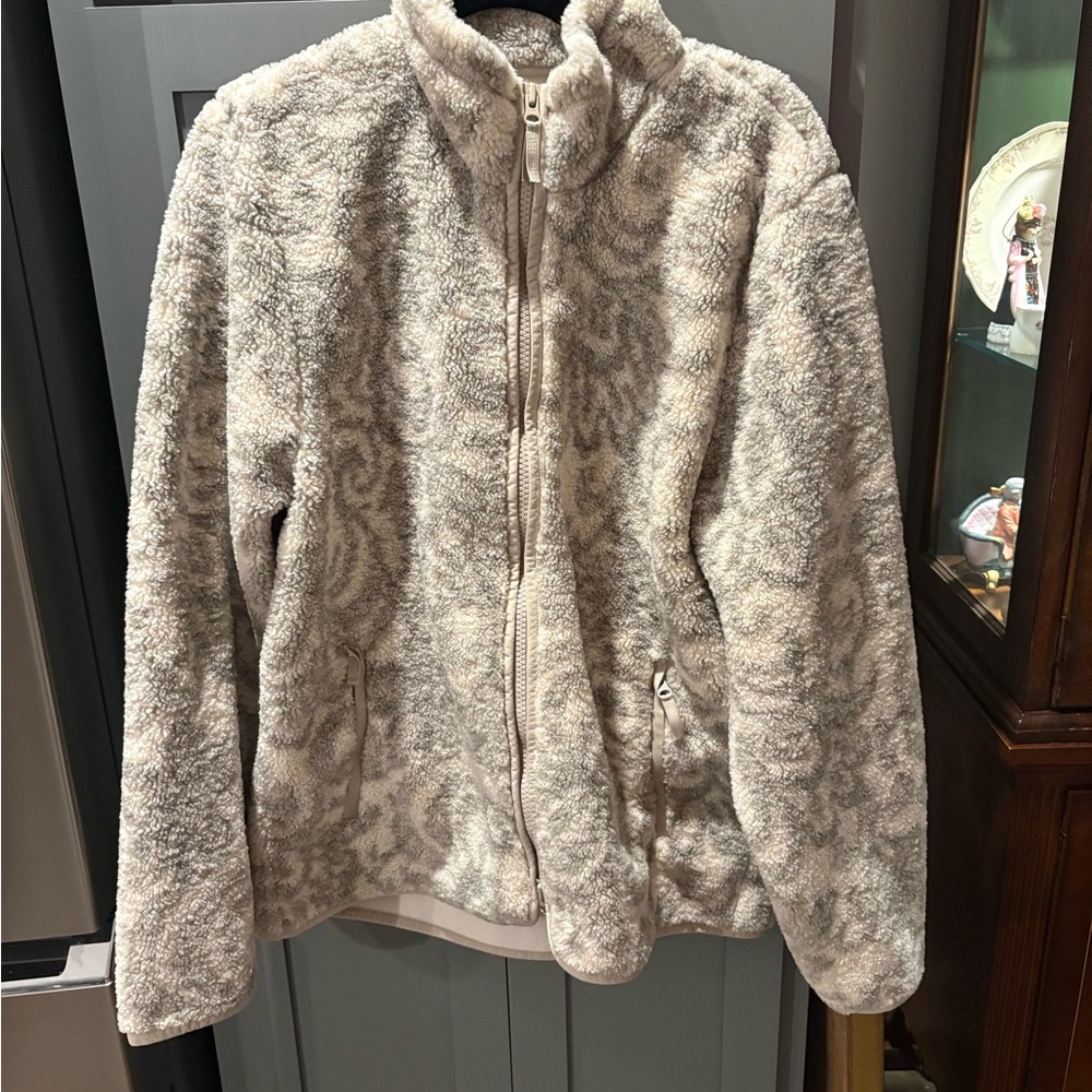 Abercrombie Men’s Patterned Jacket - image 2